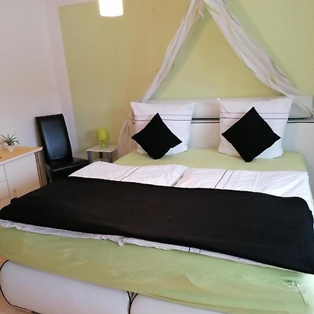 Ferienwohnung Mannes 劳茵戈恩 外观 照片